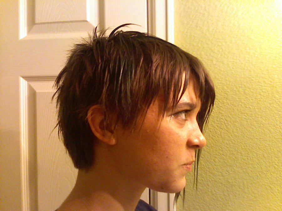 Asymmetrical hair cut 2