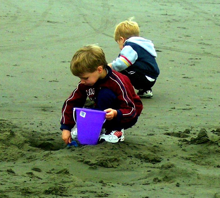 Sandbucket Kids