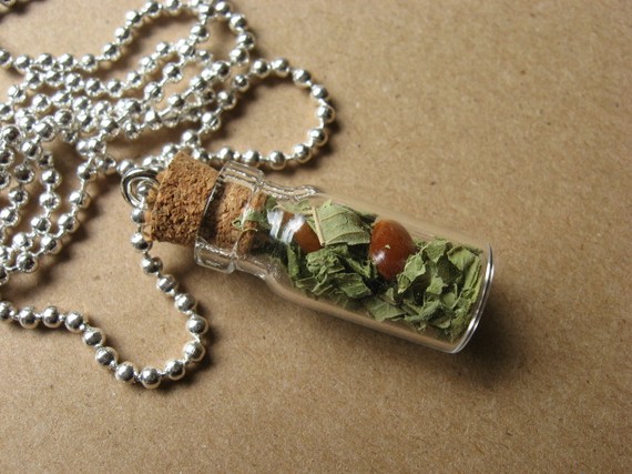 Good Vibes Herbal Necklace