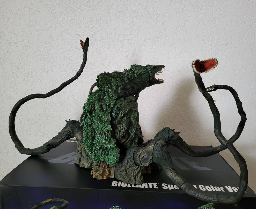 S.H.MonsterArts Biollante Special Color – perbandingan warna