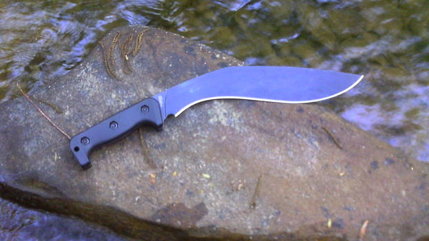 Kukri in Creek