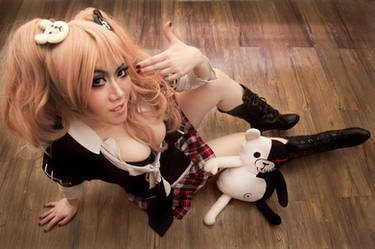Junko Enoshima Just a little crazy on the inside