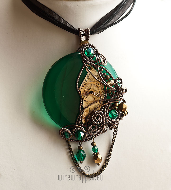 Emerald steampunk pendant