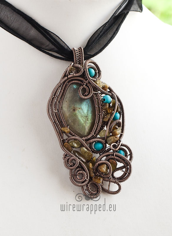 Labradorite and amber pendant