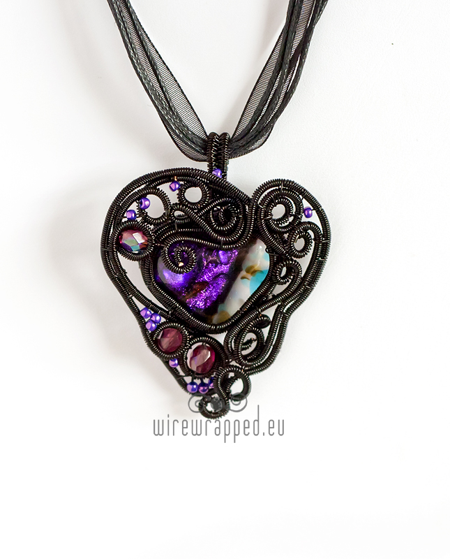 Wire wrapped gothic heart pendant