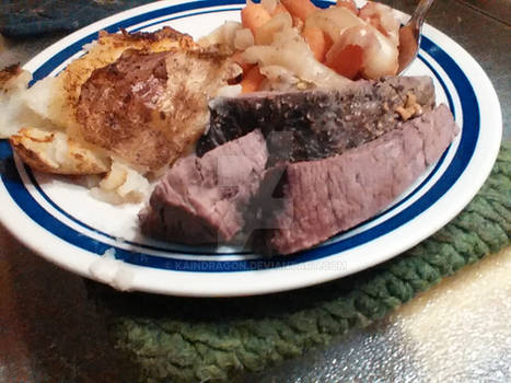 Roast beef ,carrots, smashed potato.