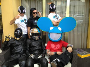 DAFT PUNK - DEADMAU5 - SKRILLEX - BLOODY BEETROOTS