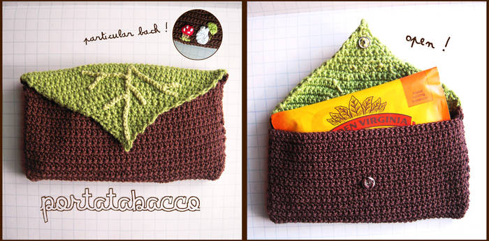 Crochet TabacBox with a particular of Totoro