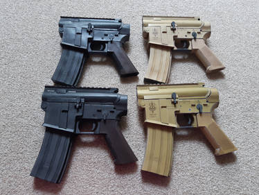 Hoborginc M4 receivers, grips and mags x4