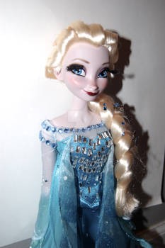 ooak Coronation Anna 12 in Doll