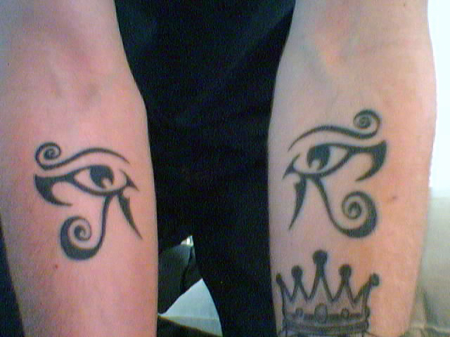 EYES OF HORUS CLOSE UP