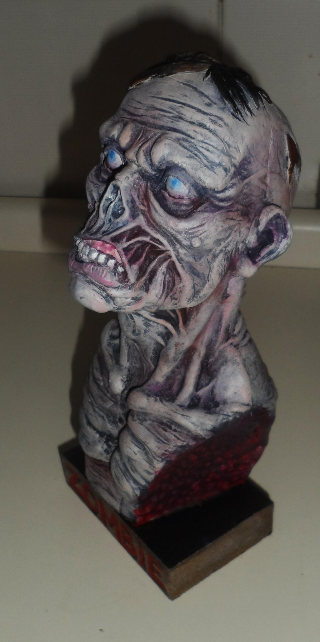 Zombie bust color