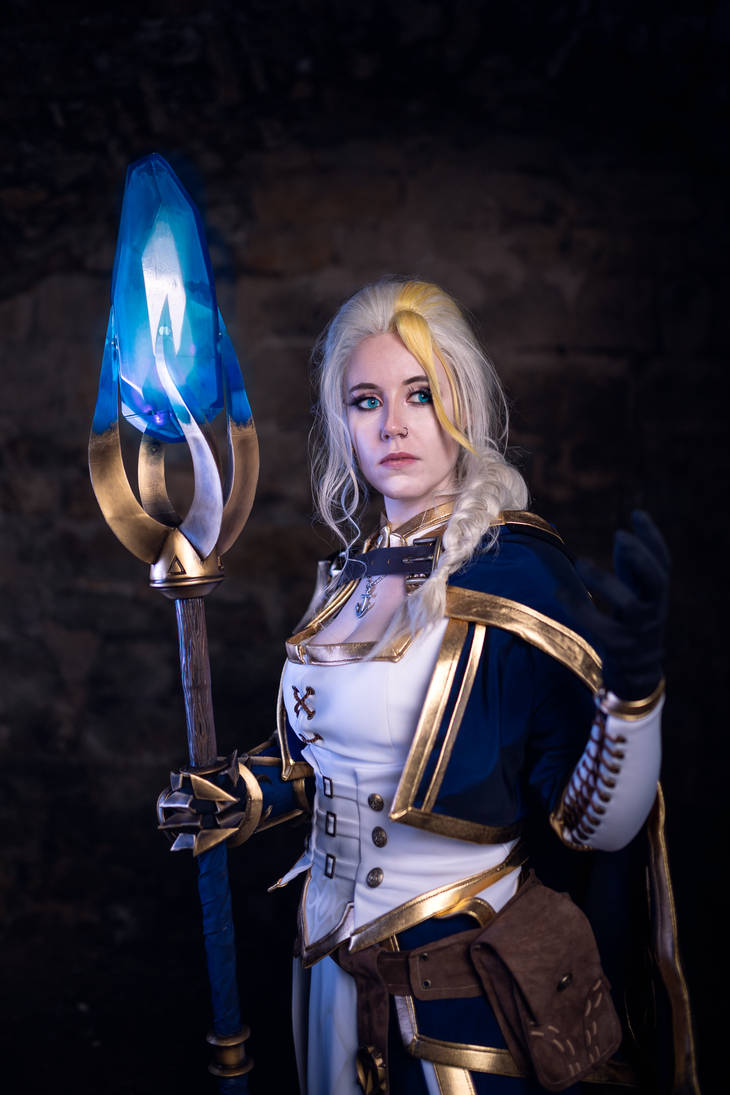 Lord Admiral Jaina Proudmoore by ThuwooCreative on DeviantArt