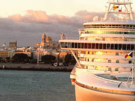 Cruise ship 3