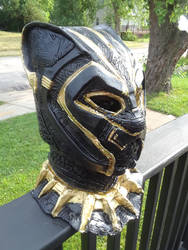 Black Panther Deluxe Mask - Black/Gold - Infinity