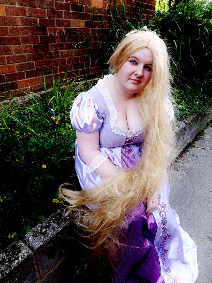 Wakefield comicon 2015 rapunzel cosplayer