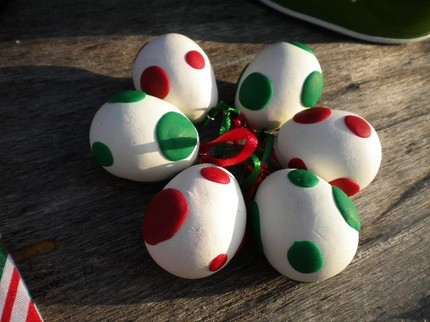 Yoshi Egg Christmas Set