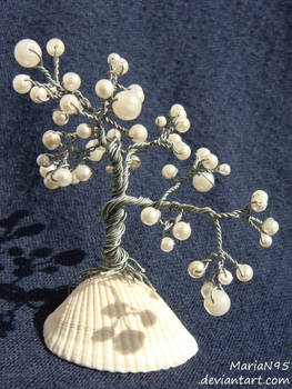 Little Pearly Tree