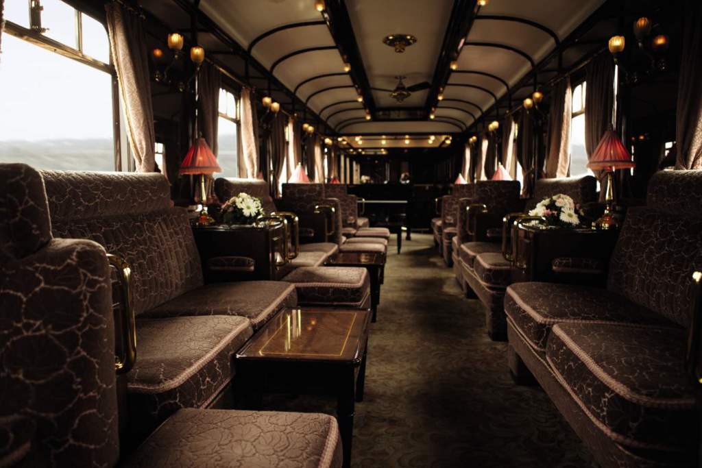 Bar Car