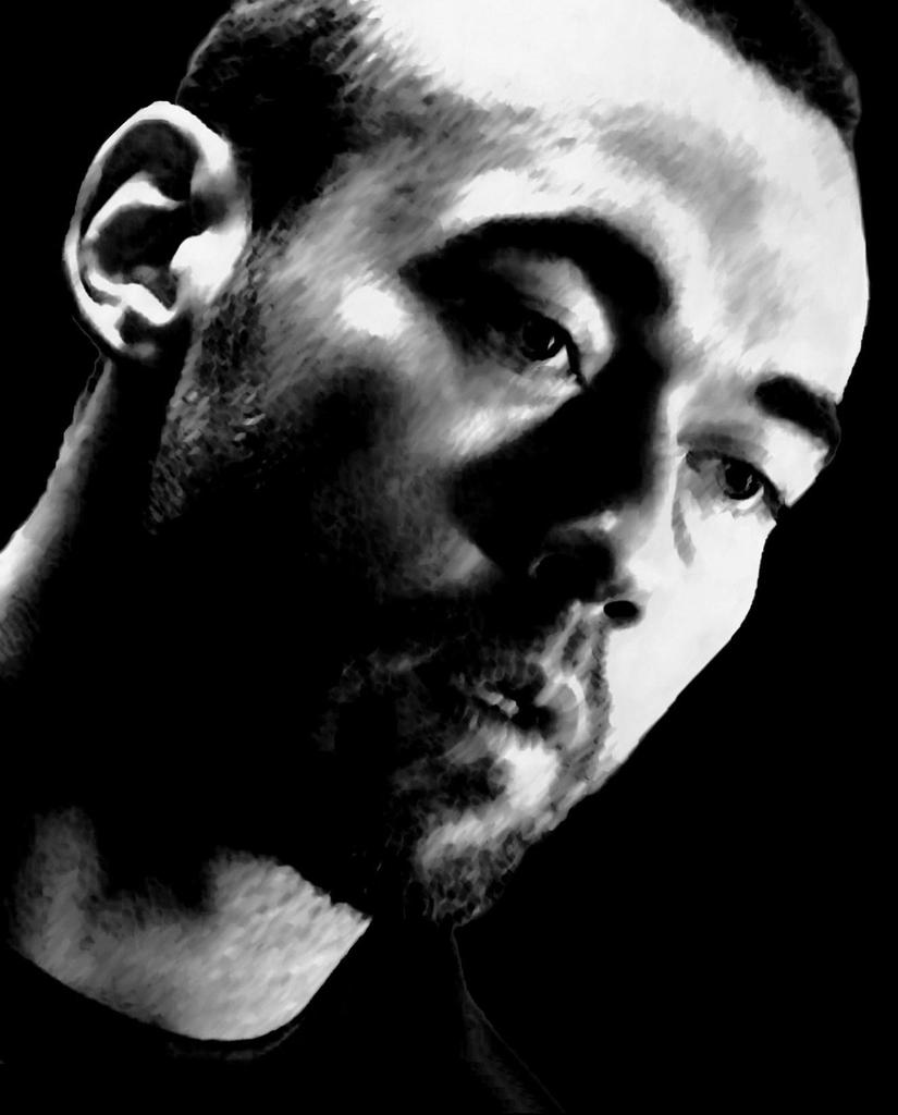 Kevin Durand 22