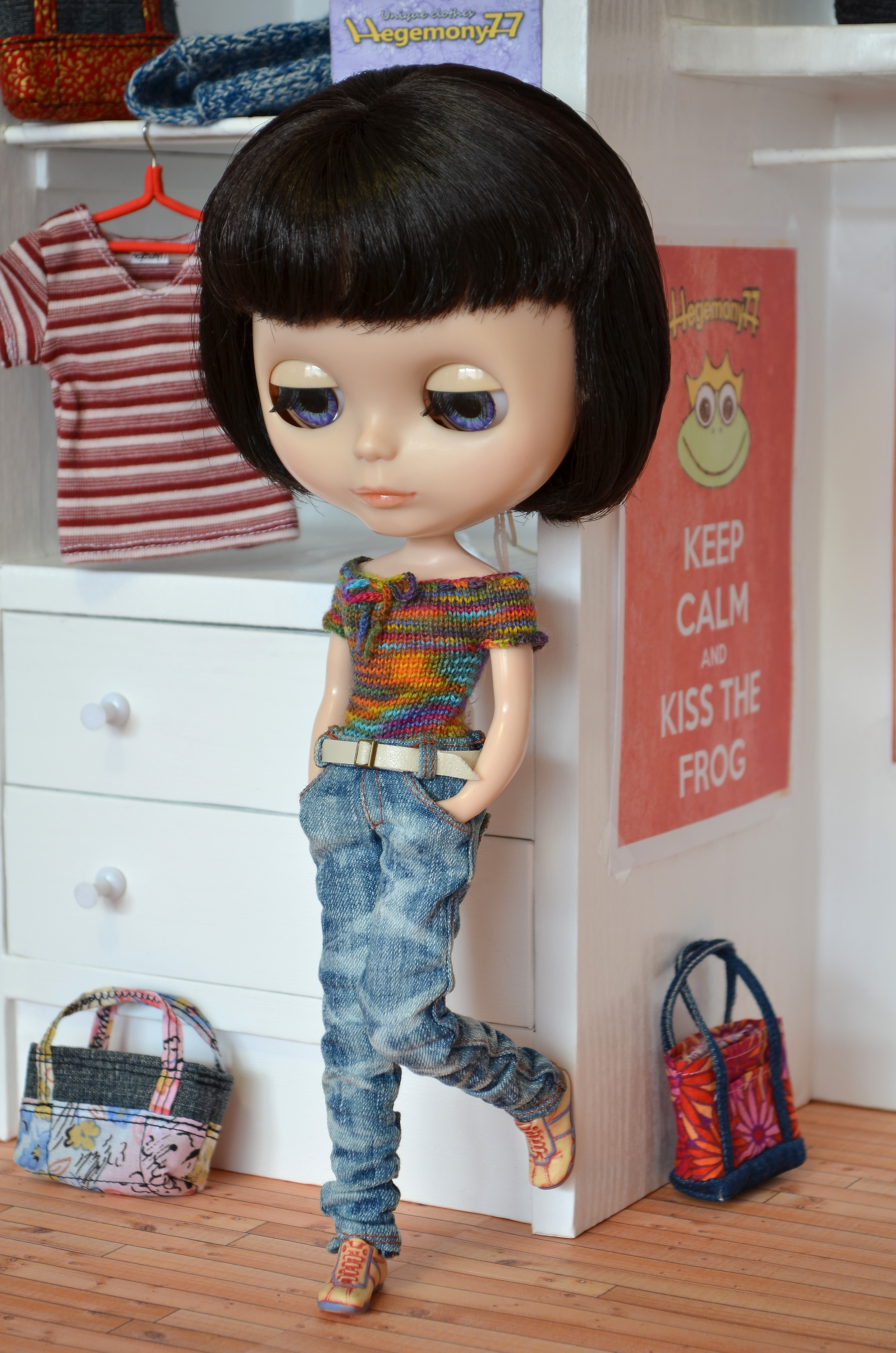 Blythe doll in washed jeans pants + hand knit top