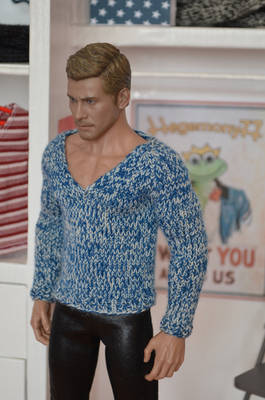 1/ 6 scale hand knit sweater on Hot Toys TTM 19