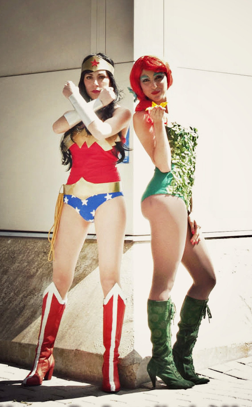 Wonder Woman and Poison Ivy Cosplay