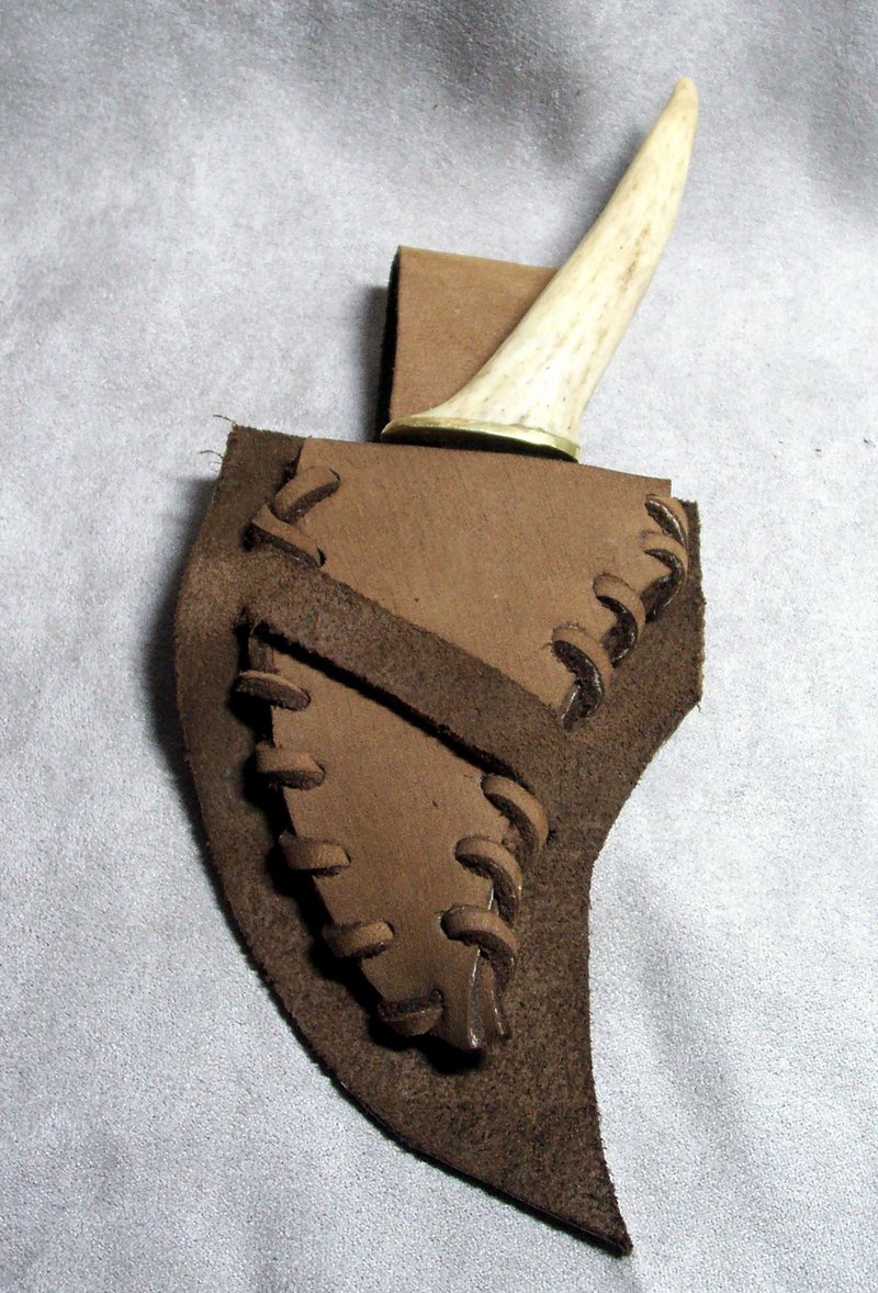 Wolf's Tooth Sheath