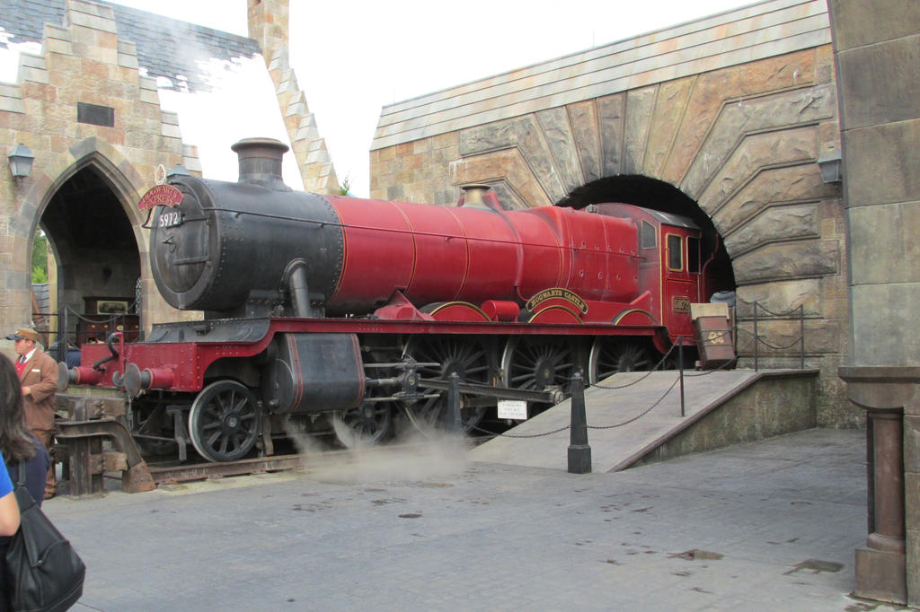 Hogwarts Express by Pbsma on DeviantArt