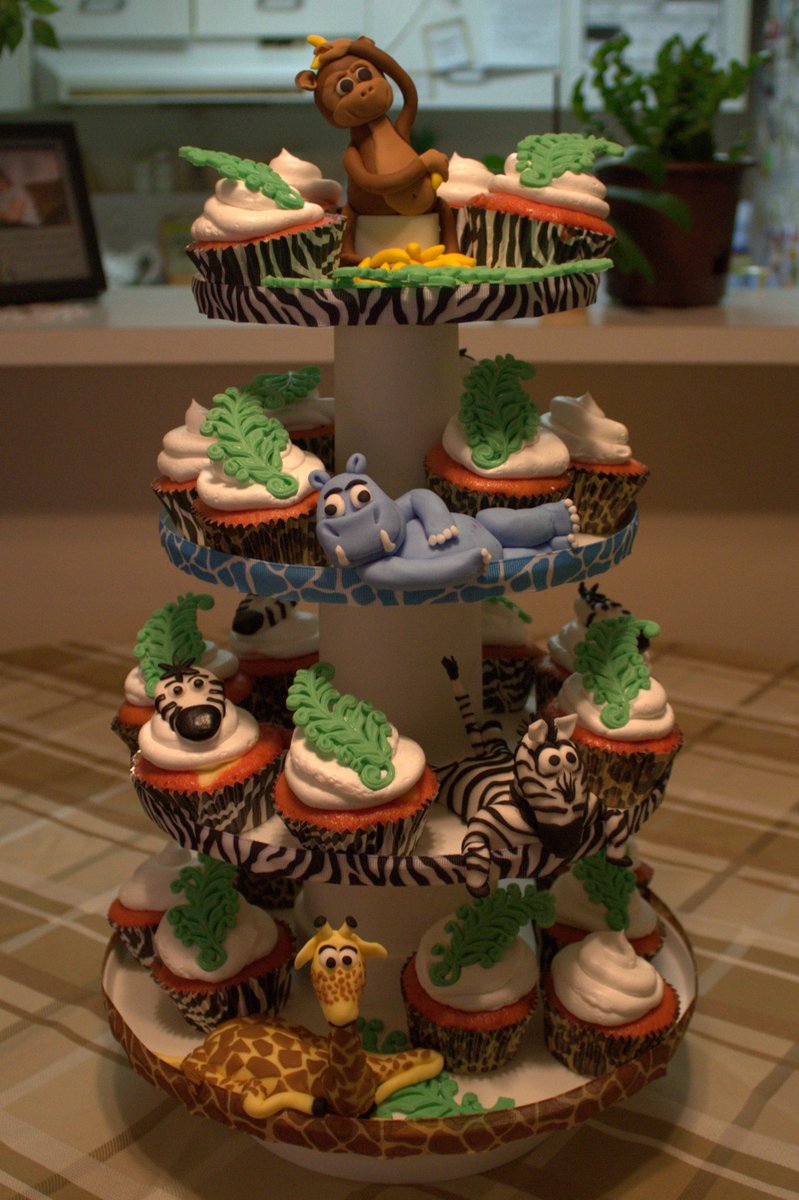 African Safari Babyshower Cupcakes