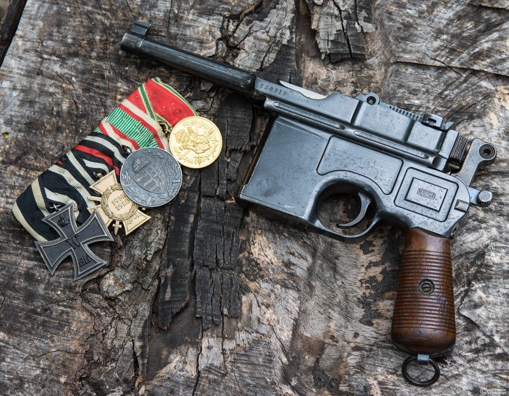 Фашистское оружие. Mauser c96. Mauser c96 пистолеты Германии. Mauser c96 пистолеты второй мировой войны.
