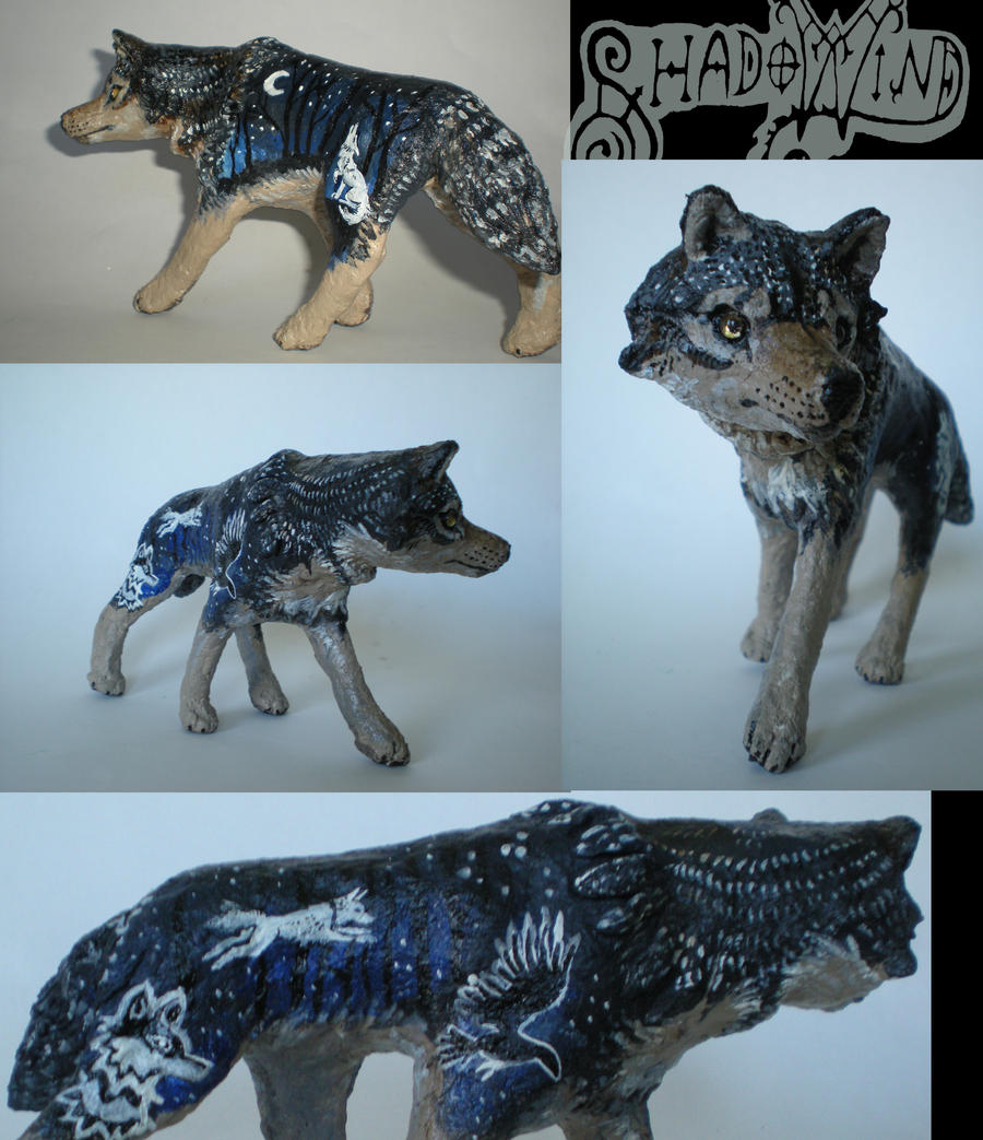 Midnight Woodland Wolf scupture 2