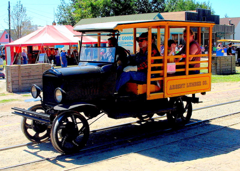 Model T on the Tracks