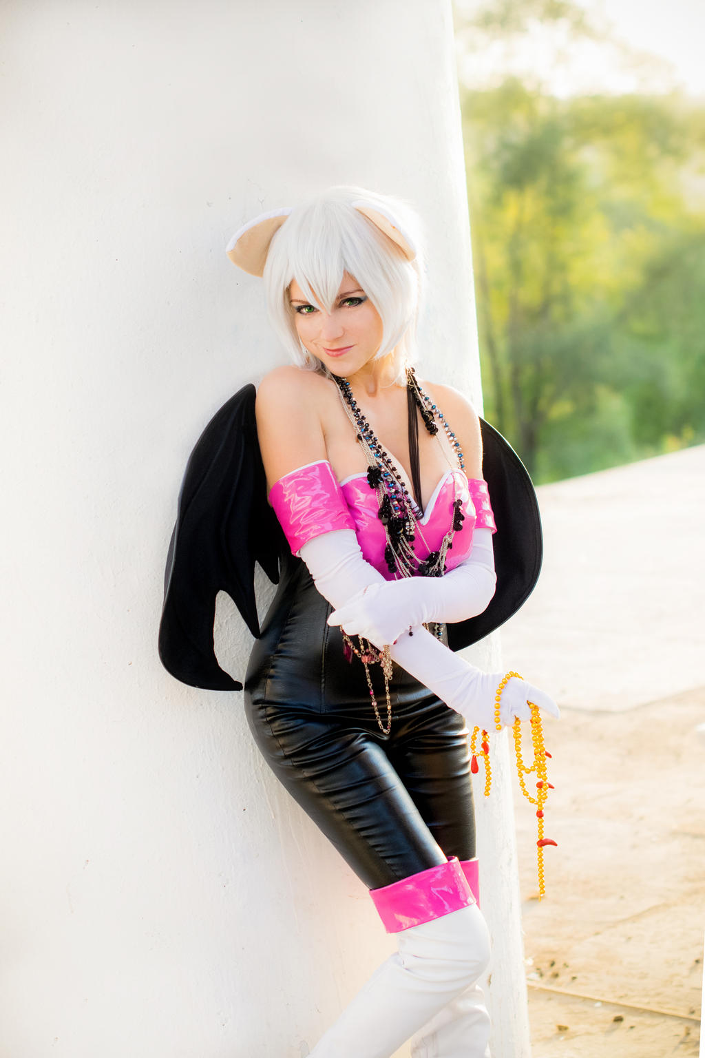 Rouge the Bat cosplay by Violetchan on DeviantArt