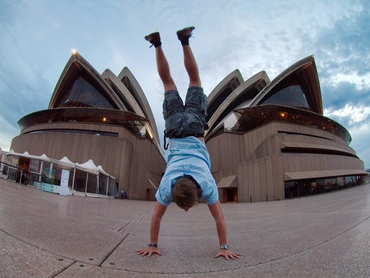 ID: Sydney Opera House