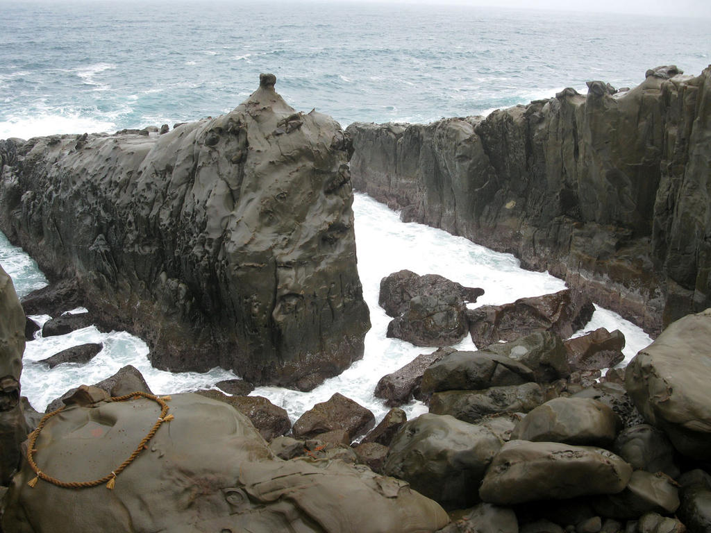 Strange Ocean Rocks