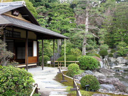 Waruku-an Teahouse close to River