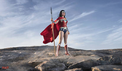 On the Lookout - Wonder Woman Cosplay