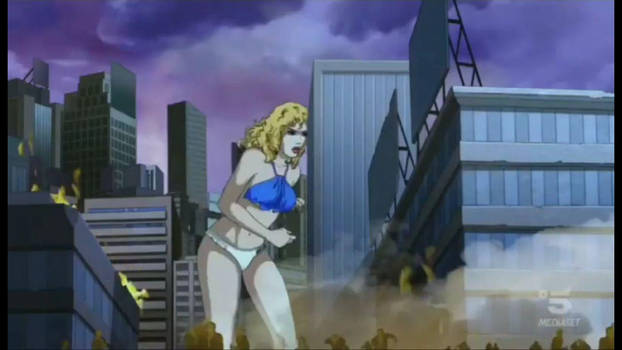 Sexy giant blondie wants to destroy the city