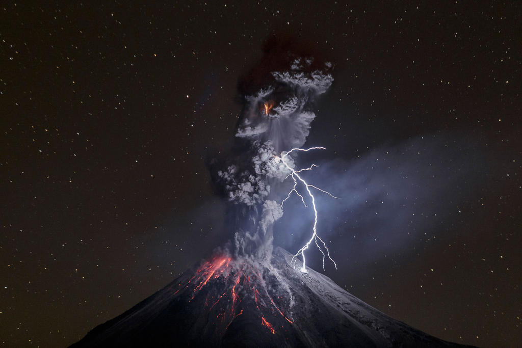 Volcanic Lightning