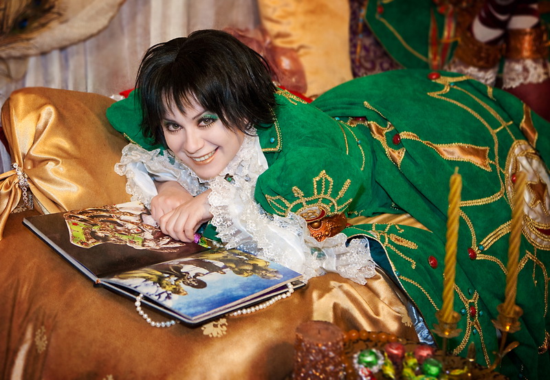 Smile. Trinity Blood Cosplay