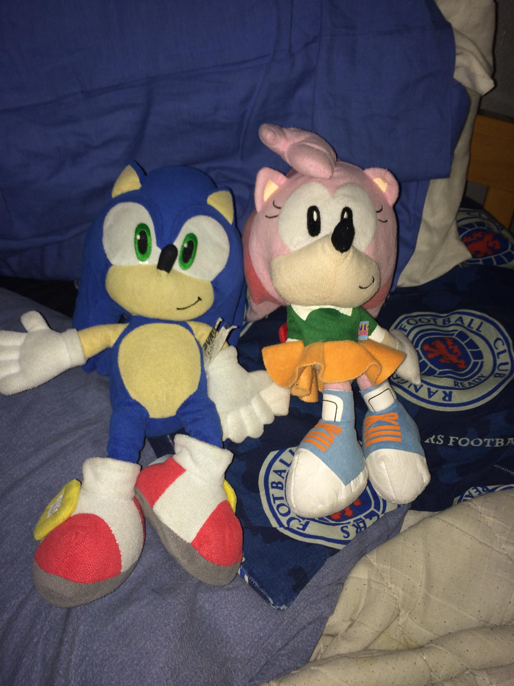 classic sonic and amy