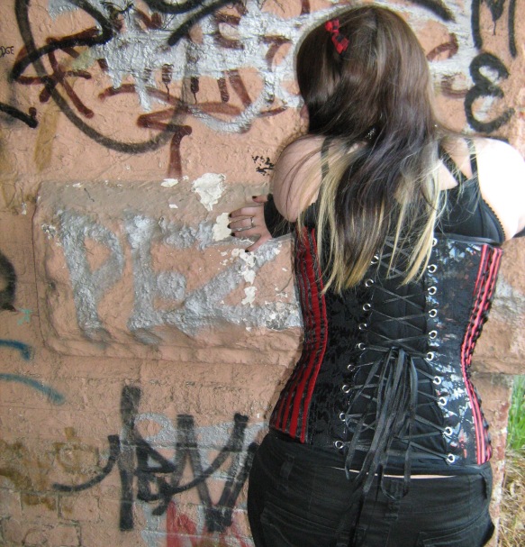 Black and red overbust back.