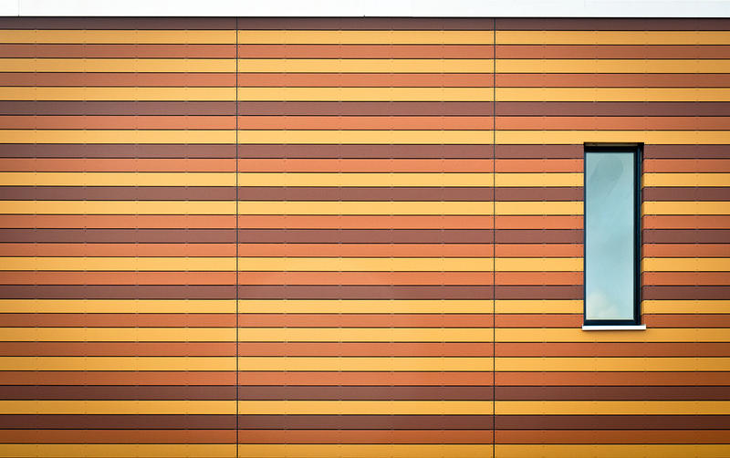 orange stripes
