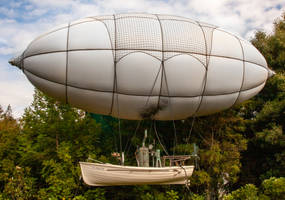 Huddleton airship