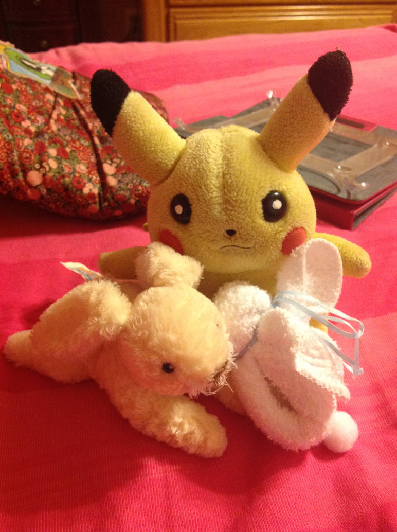 Pikachu and his bunnies by princessbreanne on DeviantArt