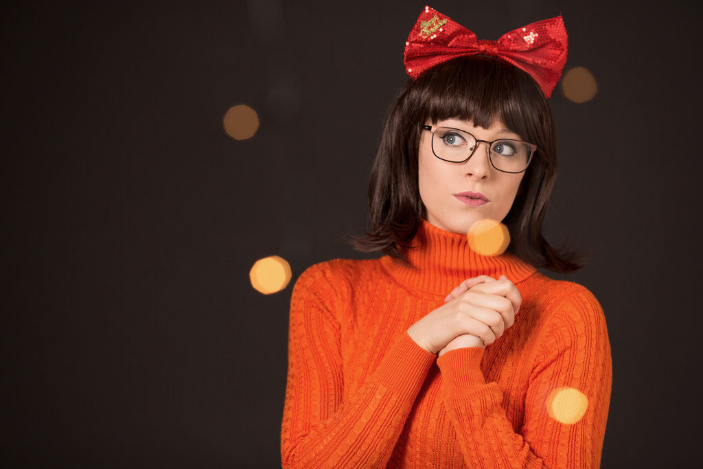 Christmas Velma from scooby-Doo cosplay by kira! by OfficialCallmekira ...