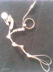 ear phone like key hanger