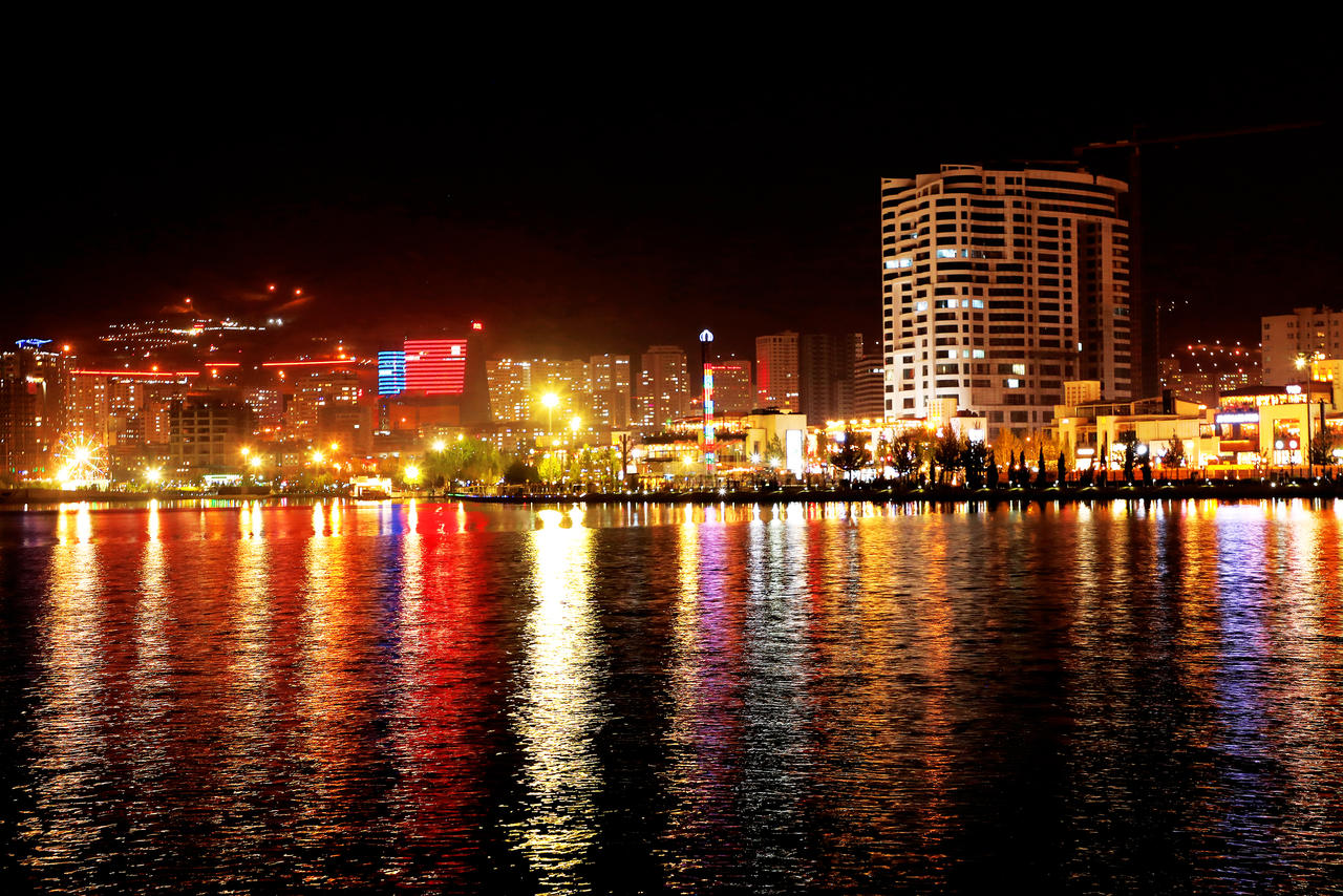 Chitgar Lake, Tehran, Iran2 by maghigol on DeviantArt