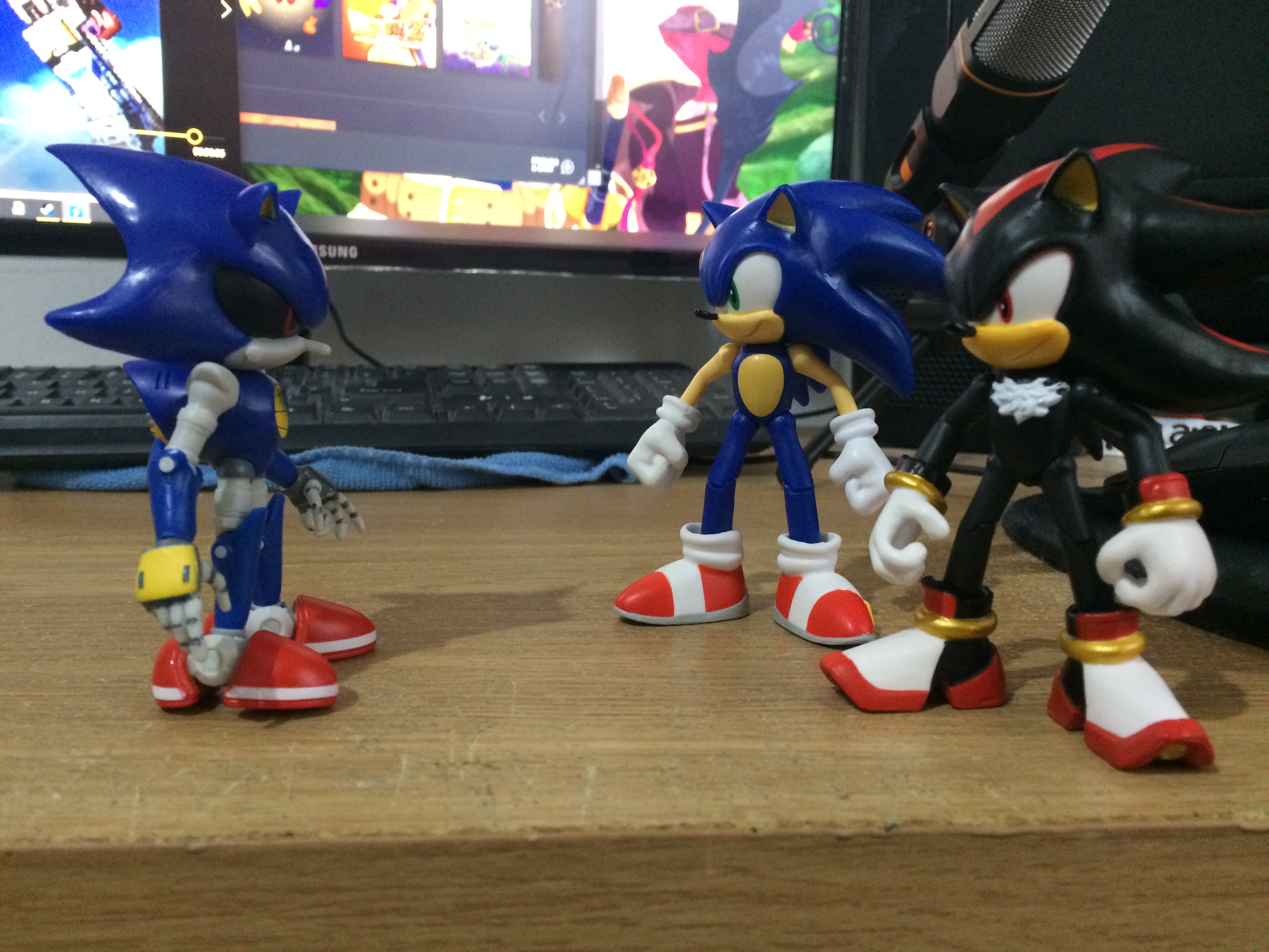 sonic and shadow vs Metal sonic from sonic boom
